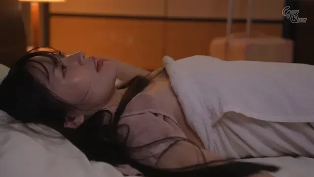 Sick old man pins down a beautiful girl for sucking