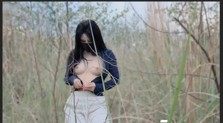 Busty Older Sister Deepthroats in the Wild then Gets Creampie