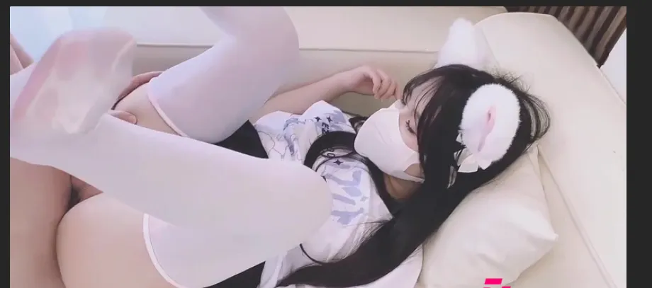 Pure JK Girl Pays Debt with Her Body