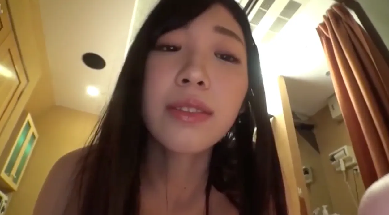 Beautiful Girl First AV