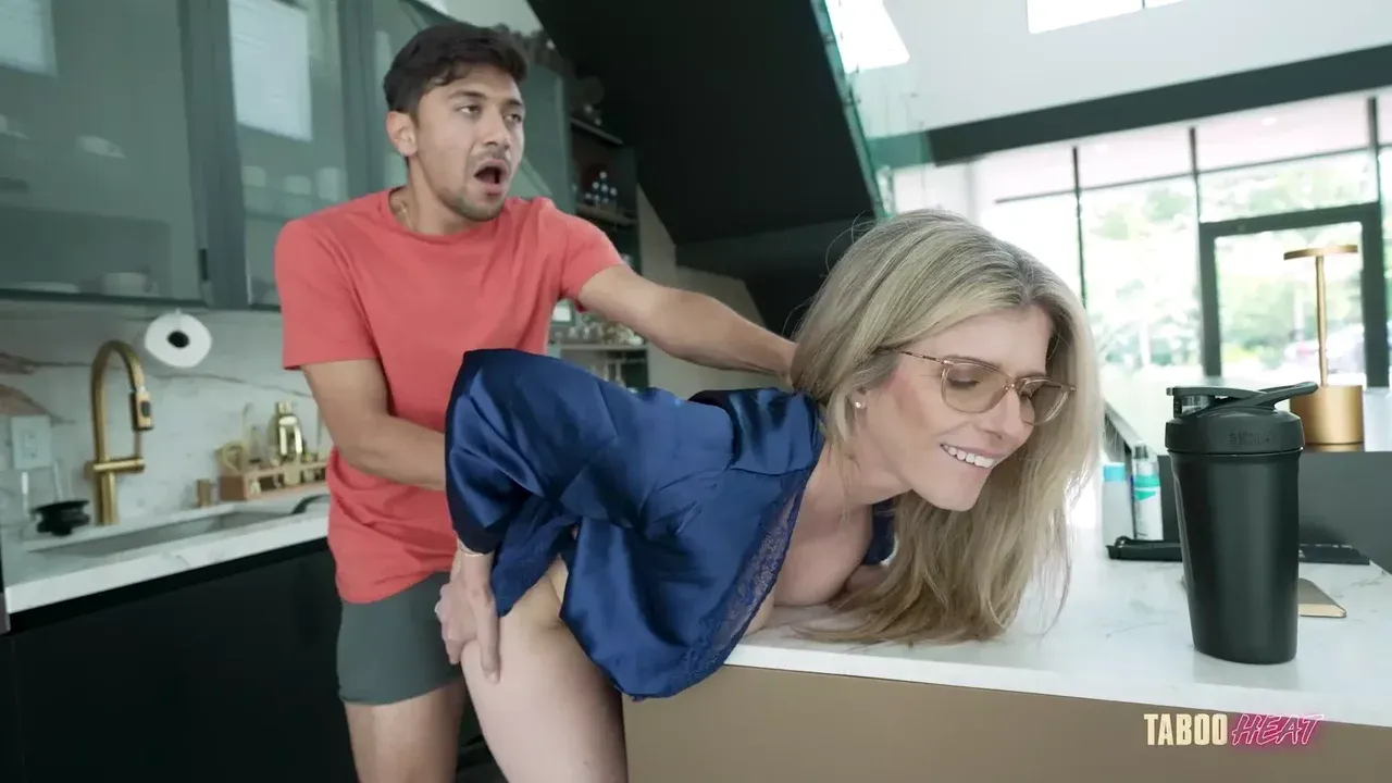 Step Mom is a Bitch so I Fucked Her Step Sister in the Ass - Cory Chase - Taboo