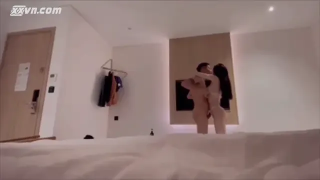 Having sex with the beautiful Lành Nguyễn is amazing