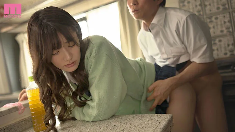 Im a virgin otaku who gets turned on by the unprotected panty shot of my playhood friend who I hang out with