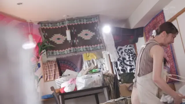 Screwing the housewife sister with an incredibly attractive round butt