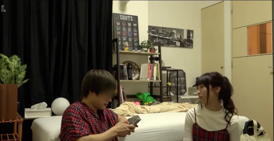 Cake Shop Girl With an Anime Voice Hides a Surprisingly Sensitive Side Inside