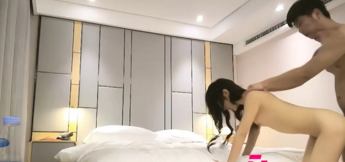 Yan Qing Professional Escort Moaning Loud In Bed