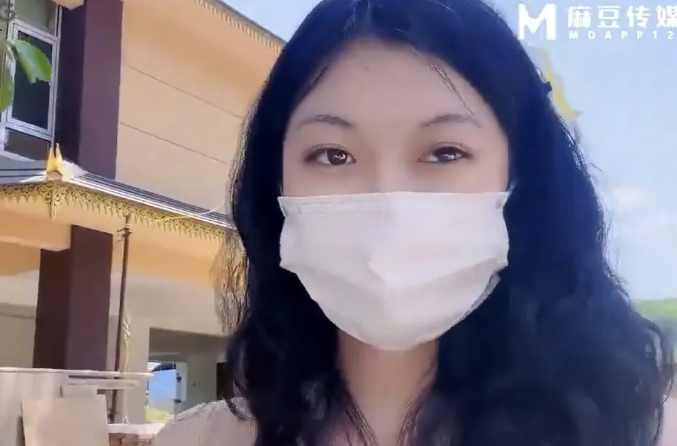 Xishuangbanna outdoor vlog little play pussy was poured