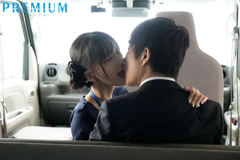 Just before we started living together the real estate lady seduced me and made me sign the contract but I couldnt resist her French kissing and ended up cumming