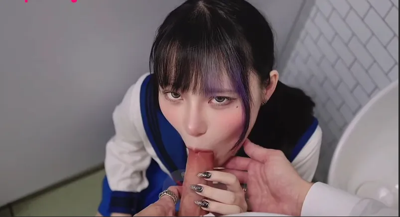 Innocent Schoolgirl Trained by Senior