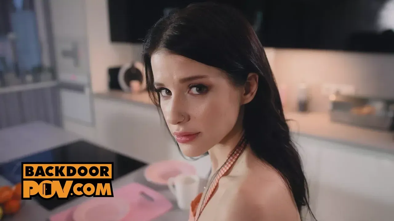 Raunchy Anal Fuck Session with Brunette Hottie Sophie Weber