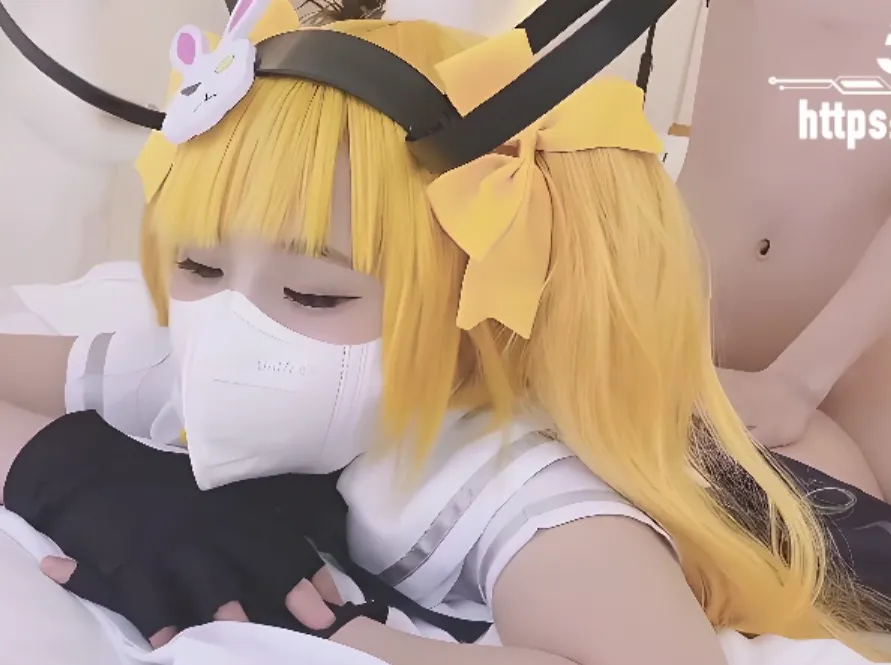 Xiao Min Anime Cosplay Girl Fucked Hard by Photographer