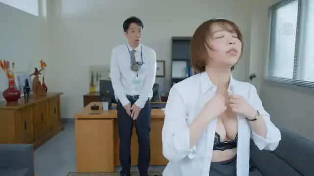 The lucky employee gets to enjoy the voluptuous female boss