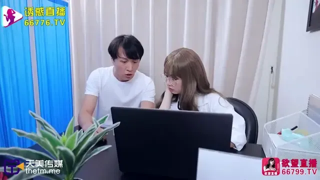Banging the hot female doctor