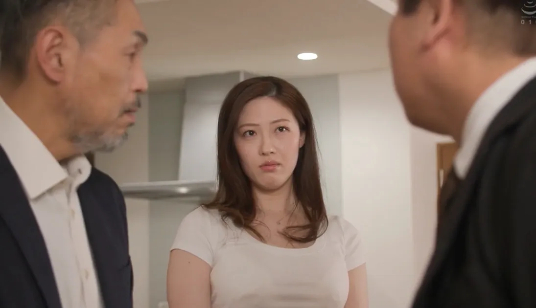 Sayuri Hayama Wife Gets Creampie While Handling Husband Complaint