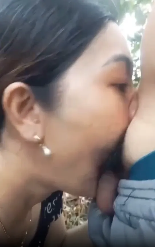 The Pretty MILFs Deep Throat Masterclass