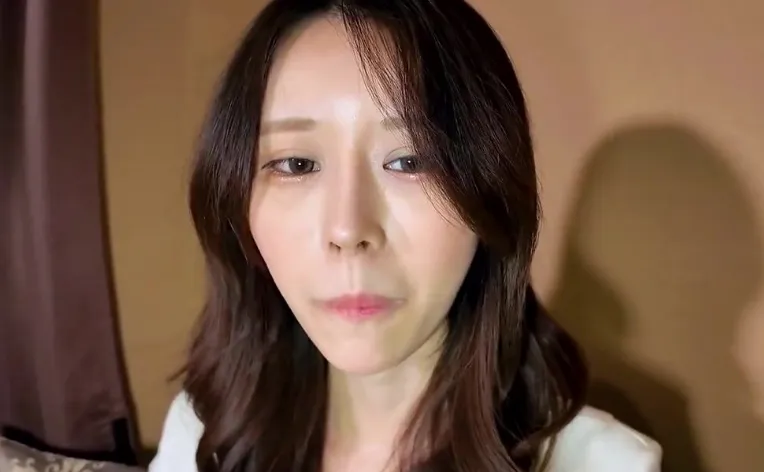 The pure beauty of Akari Kawaguchi in a burning encounter