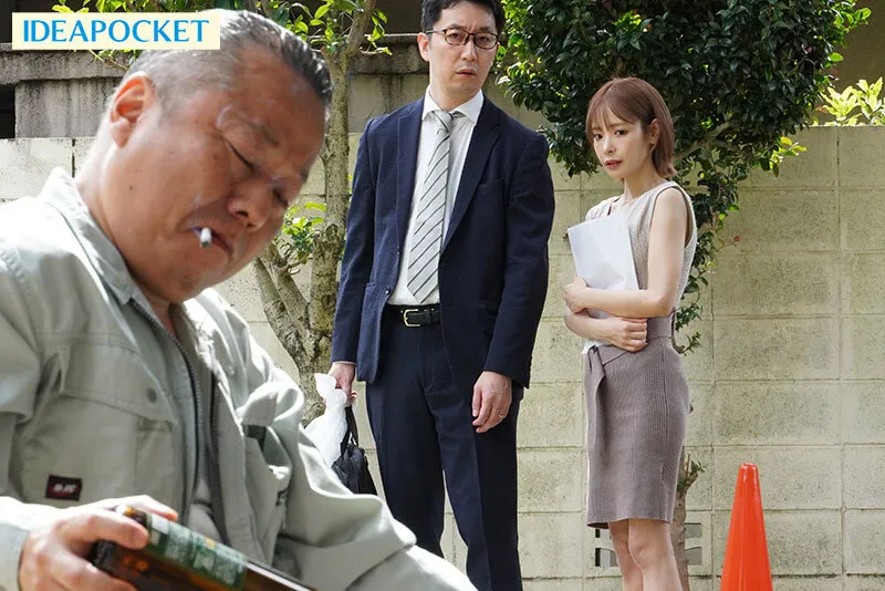 A beautiful beautician at a married womans home beauty salon Kana Momonogi is made to cum over and over again by her ugly neighbors insatiable cock