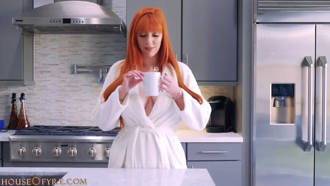 Big Breasted Redhead Lauren Phillips in Morning Sex