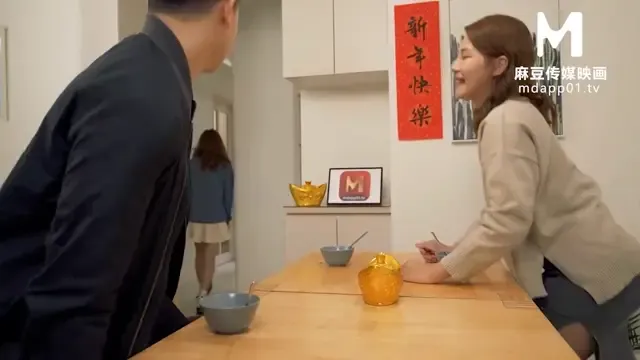 Fucking mom and the naughty daughter is extremely pleasurable