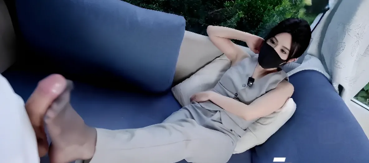 Xi Ye Lawyer Black Stockings Footjob and Riding