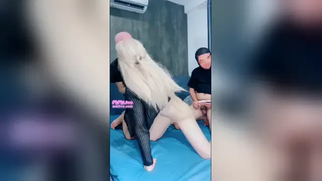 Fuck like a sewing machine with 2 pretty teens on live stream
