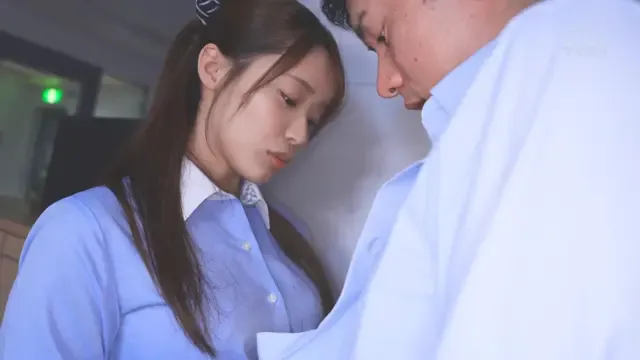 Banging the innocent younger sister with an extremely nice body