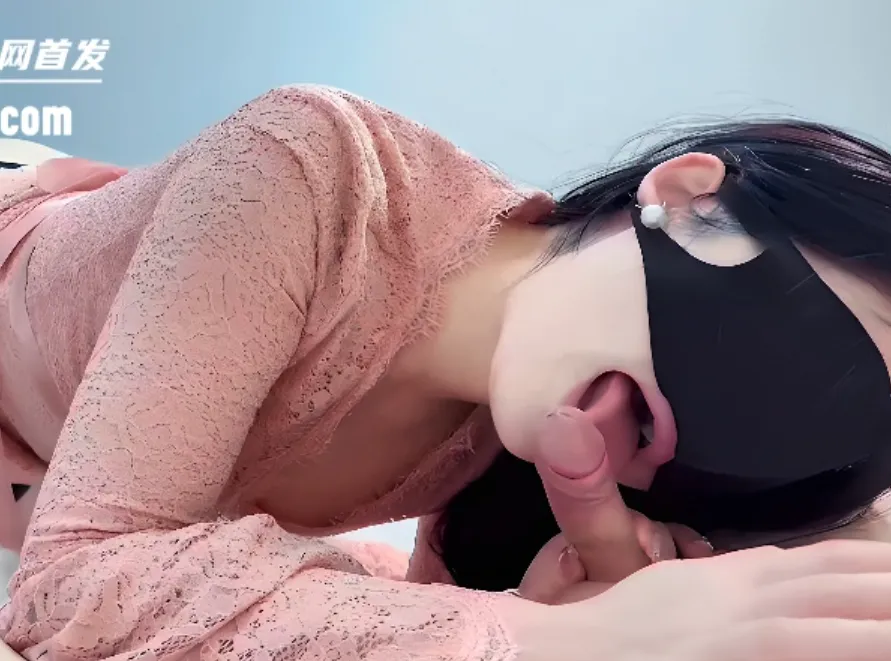 Yao Mei Sister Seduces Brother with Body