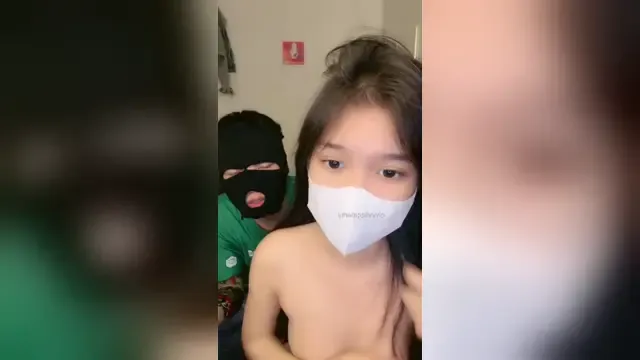 Over 2 hours of livestream sex with a Chinese girl that many admire