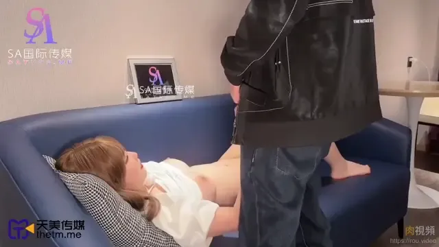 Husband on a business trip wife cheats with the neighbor