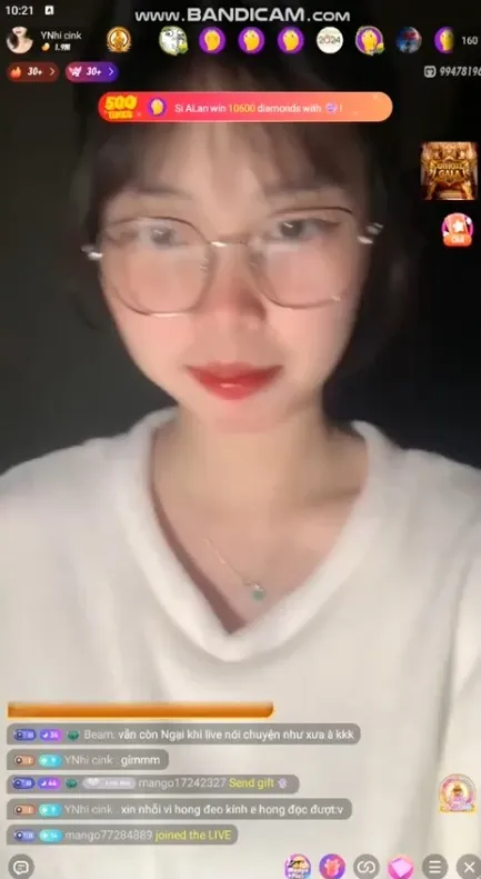 The Bespectacled Girls Secret To Earning Money