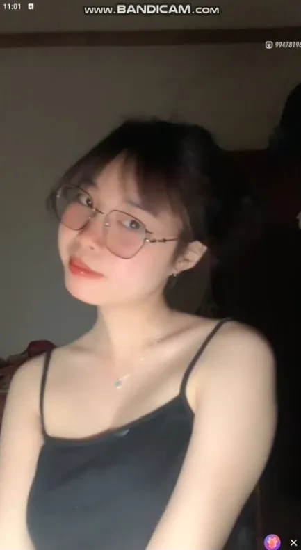 The Bespectacled Girls Secret To Earning Money