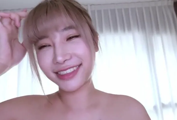 The exchange student Alice and her burning desires