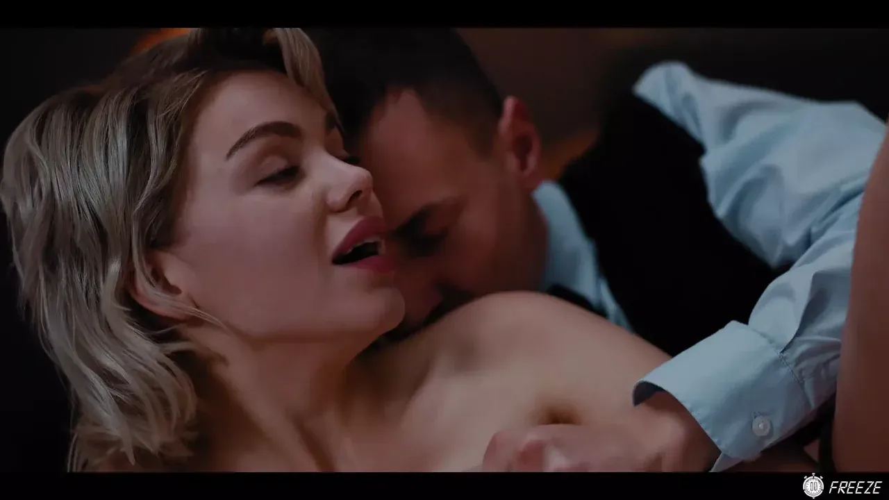 Lobby Boy Fucks Hotel Girl Guest in Time Stop Sex - Blonde Ashby Winter Facia