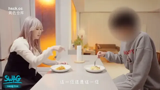 The young man experiences sex with a beautiful girl for the first time